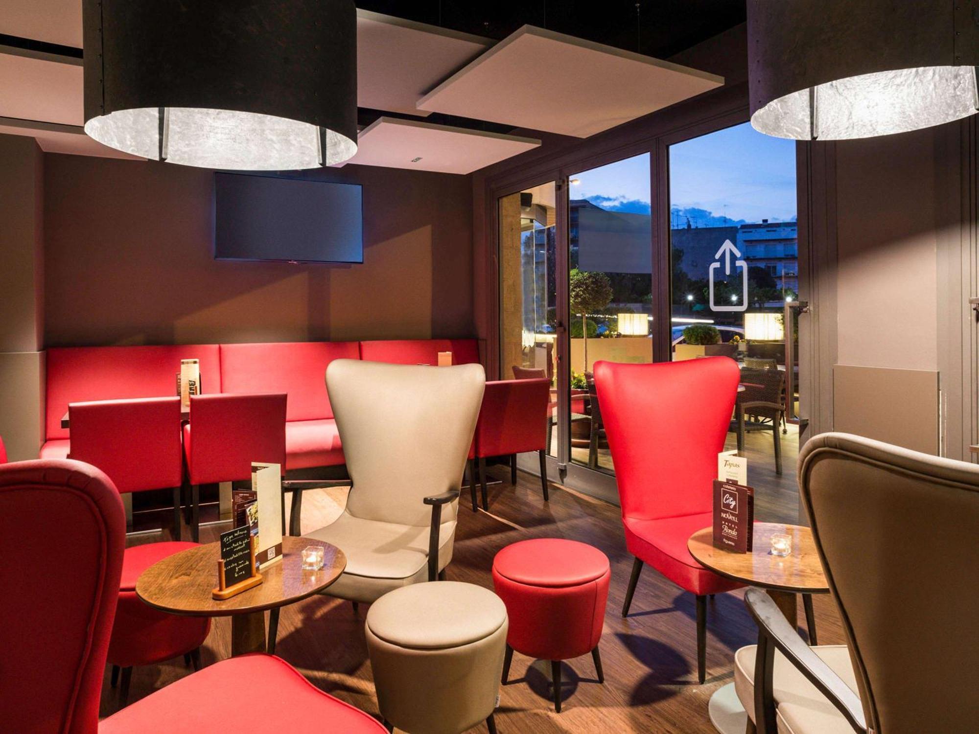 Ibis Styles Figueres Ronda Hotel Exterior photo